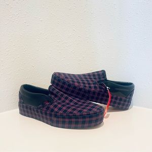 Vans Unisex Slip On Plaid  Platform Navy Red Sneakers Sz W 10.5 M 9 NWT